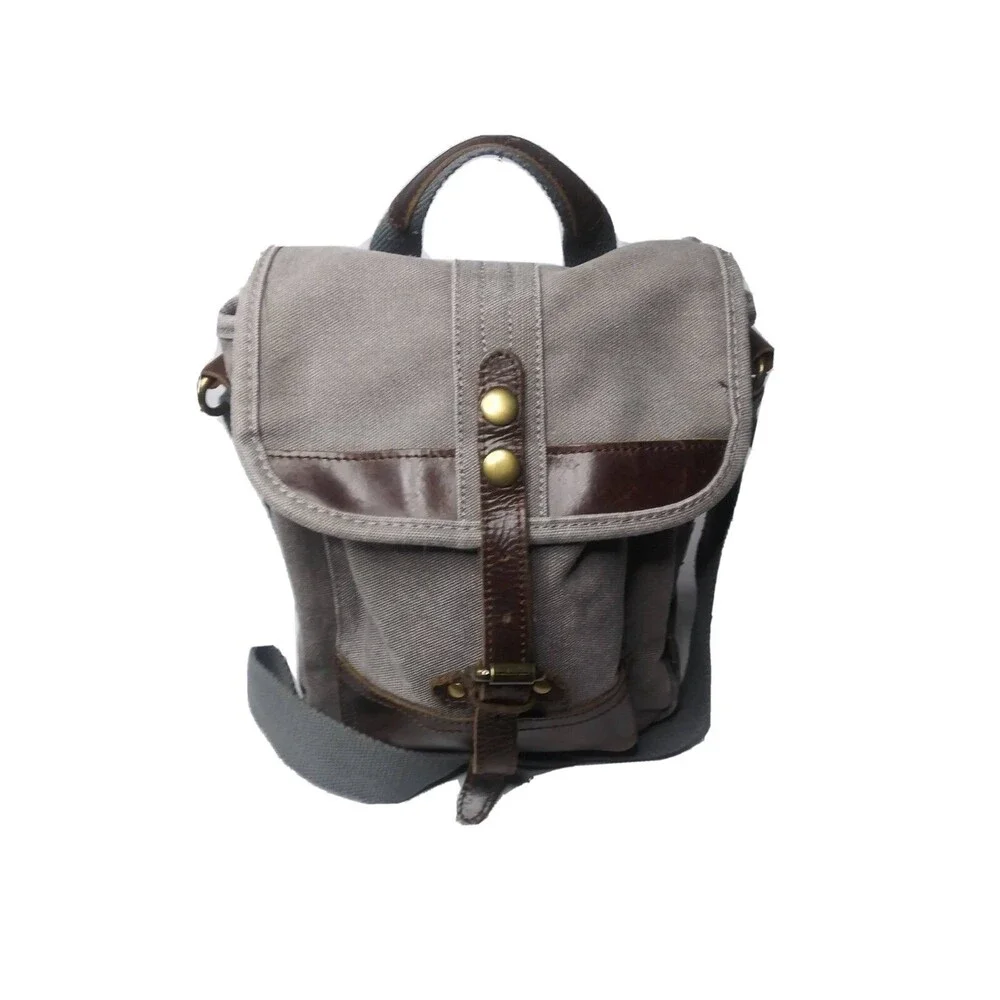 TSD Brand Valley Trail Crossbody Bag Grey Retail $132
